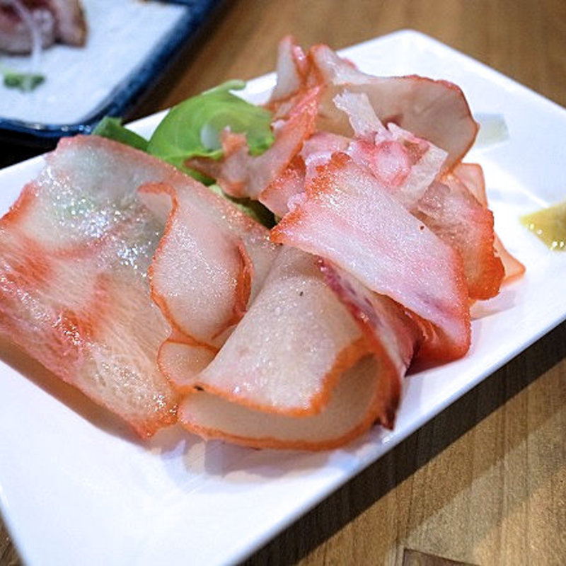 くじらベーコン(立ち飲み いこい)