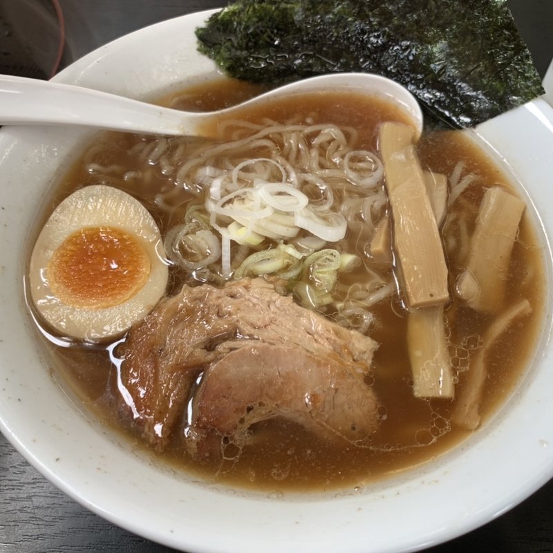 醤油らーめん(北海道らーめん小林屋 用田店)