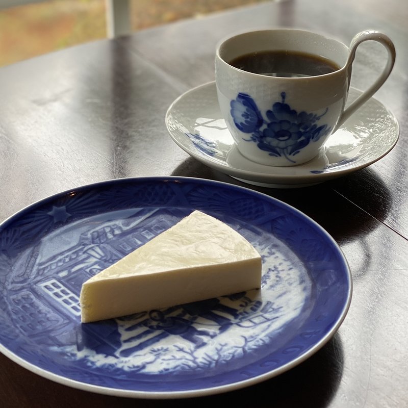 ケーキセット(cafe安曇野文庫 （カフェアズミノブンコ）)