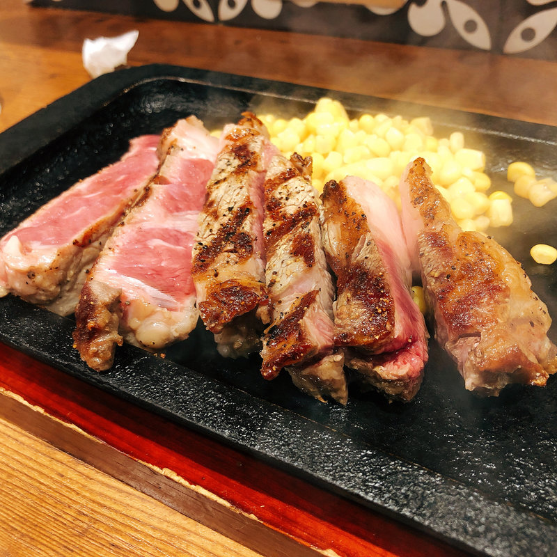 リブロース 300g(ステーキ ロッヂ)