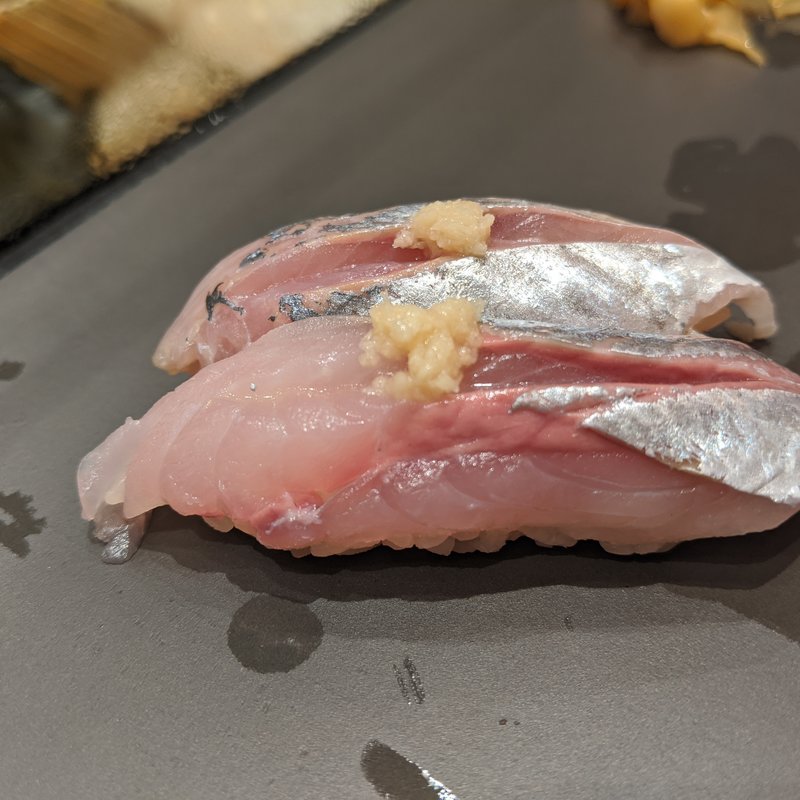 どんちっちアジ(立ち食い鮨 鈴な凛)