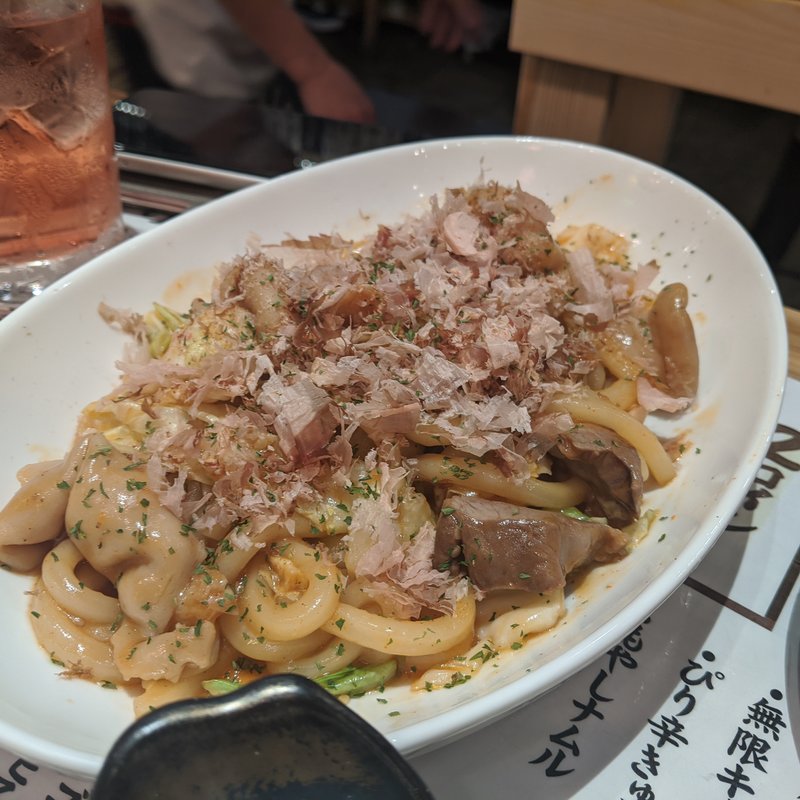 ホルモン焼きうどん(せんべろスタンド　呑りすけ)
