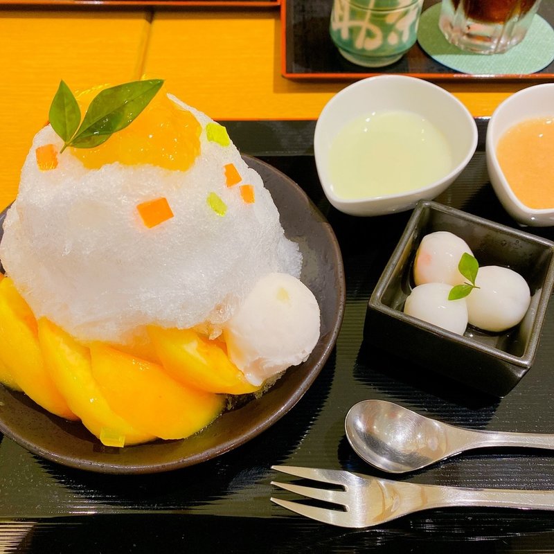 白桃のかき氷(文の助茶屋 名古屋JRタカシマヤ店)