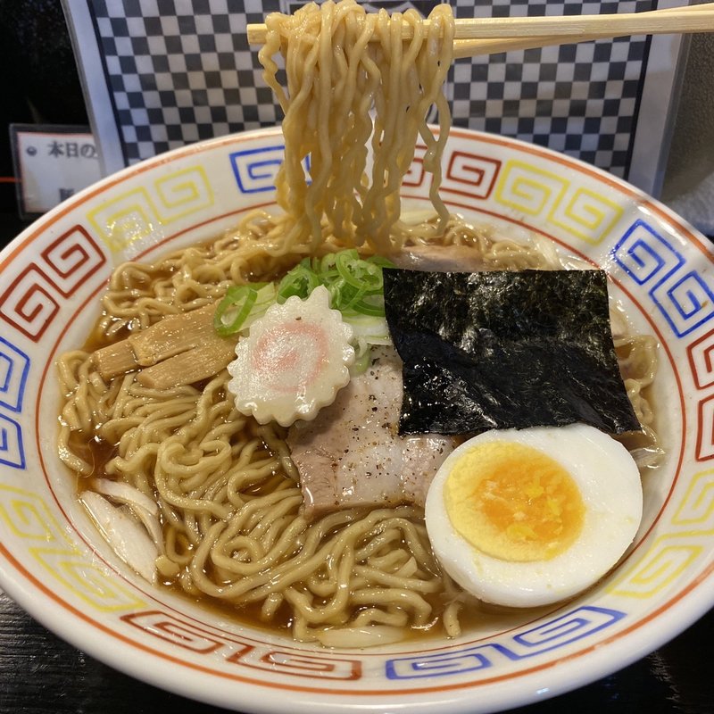 懐かしの中華そば 豚足と煮干し(ロックンビリーS1 （スーパーワン）)