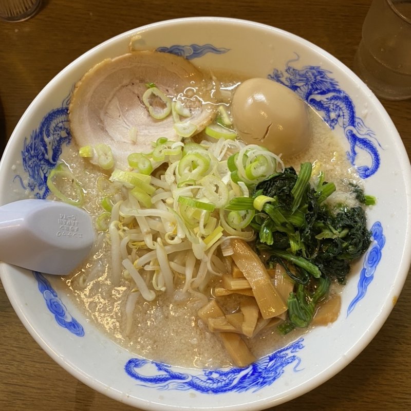 背脂醤油    味玉らーめん(亥龍)