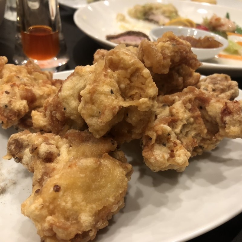 鶏の唐揚げ(餃子屋 満園 元町店（3号店）)