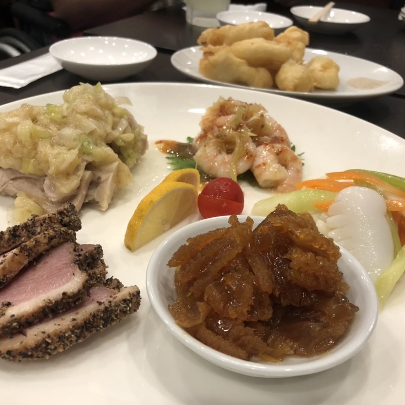 前菜三種盛り合わせ(餃子屋 満園 元町店（3号店）)