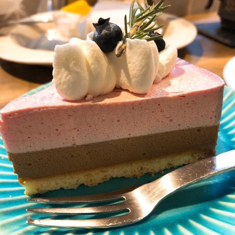 チョコとフランボワーズムースのタルト(choueccha)