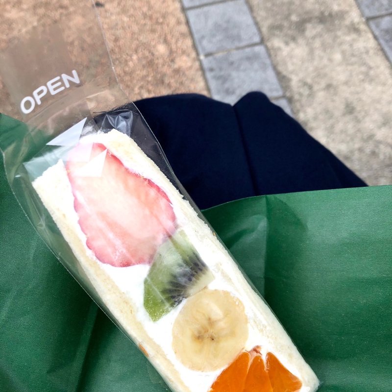 フルーツサンド(bergamot)