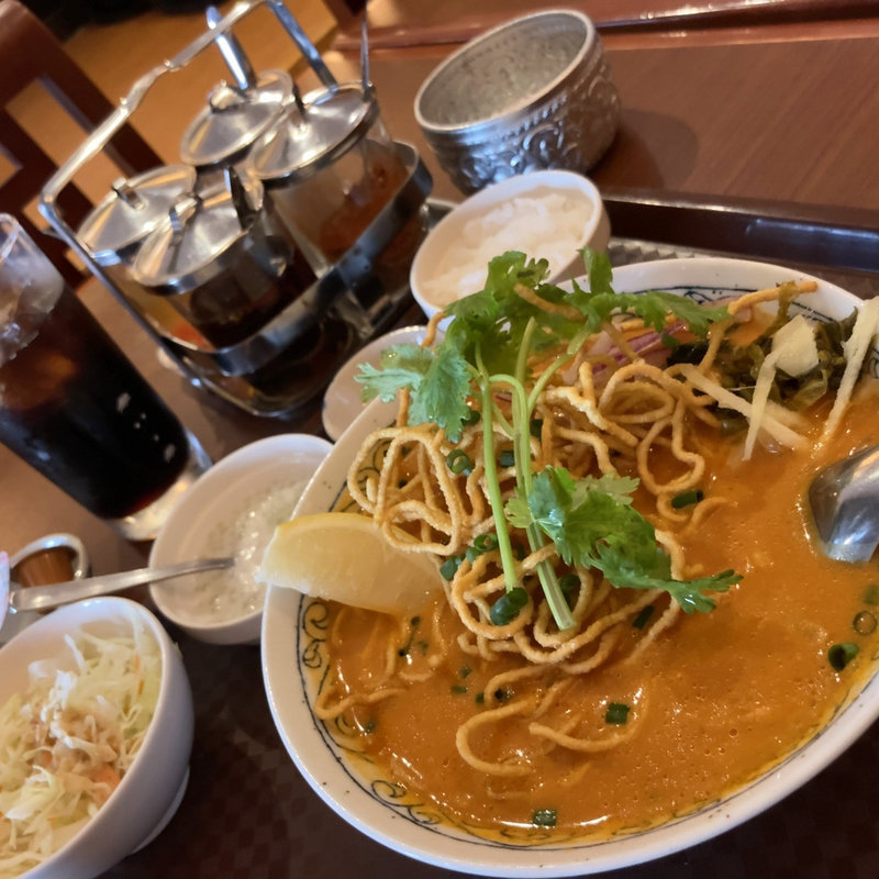 カオソーイ(タイラーンナー )