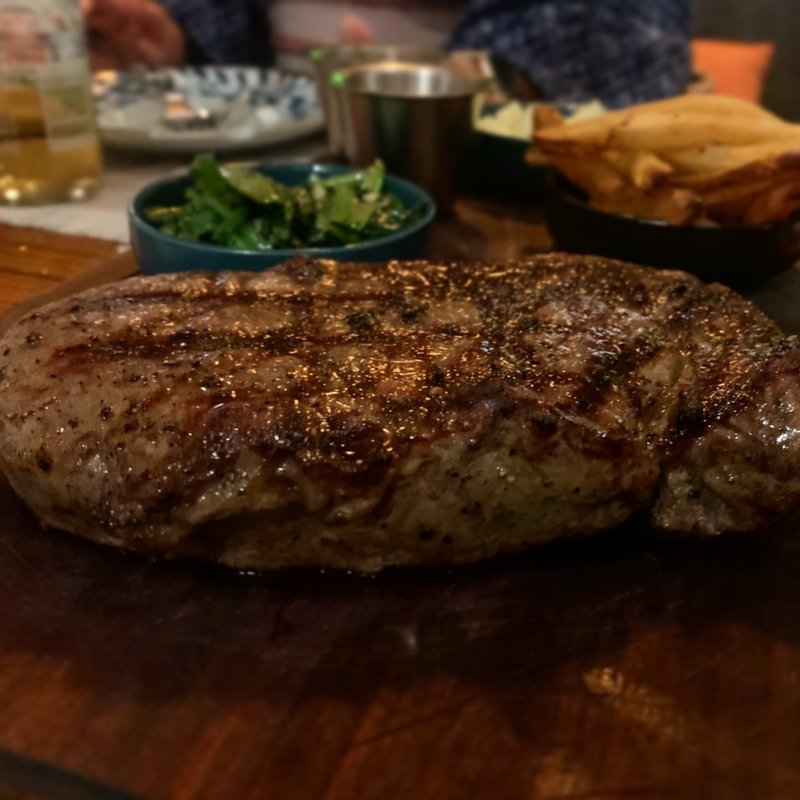 リブアイステーキ(Yasmine’s Butchery)