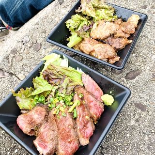 淡路島牛特選ステーキ丼(志知かふぇ )