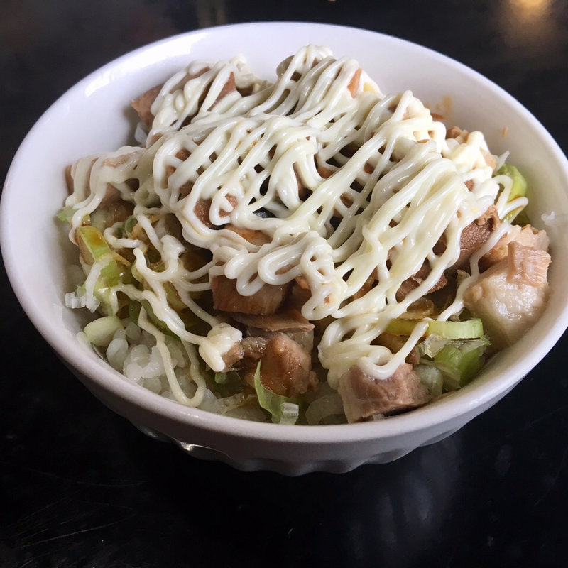 マヨチャーシュー丼 (小)(優勝軒 山形鳥居ヶ丘店 )