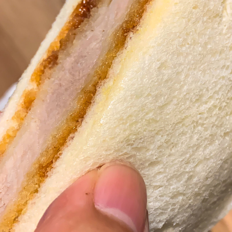 ヒレカツ＆タマゴサンド(エクセルシオールカフェ 神谷町店)