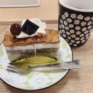 (ラ·フェ·ブルー)