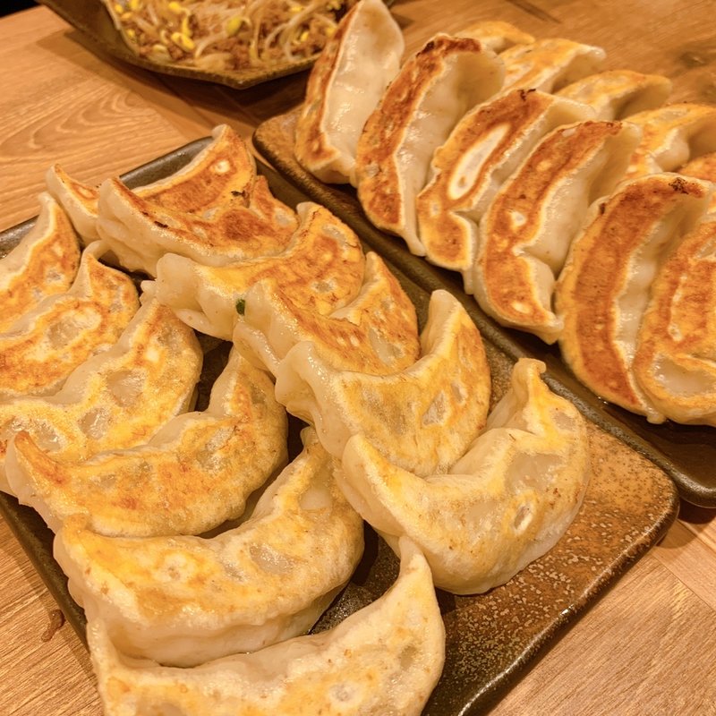 (肉汁餃子のダンダダン 大名店)