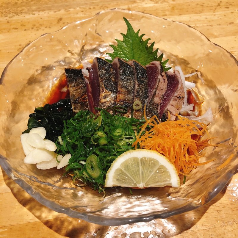 カツオのたたき(和餐 帯や 勘助 （わさん おびや かんすけ）)