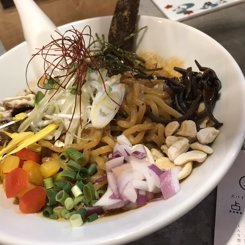 (スパイスラーメン 点と線．狸小路店)
