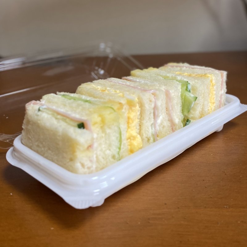 佐世保の甘〜いマヨサンド(パリクロアッサン 名西店 )