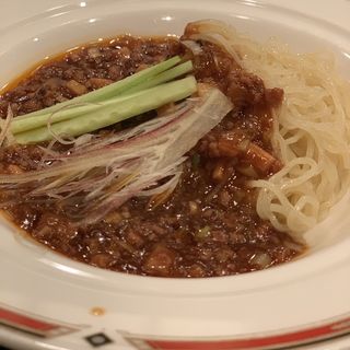 ジャージャー麺(中国料理「旬遊紀」)