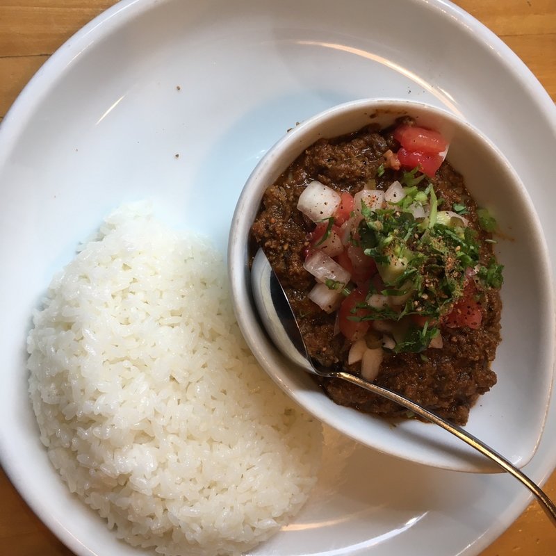 本日のカレー　マトンのキーマカレー　(スパイスボックス)