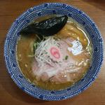 魚介とんこつラーメン(麺屋わおん)
