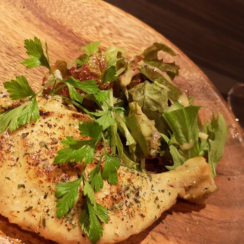 骨付き肉のハーブグリル(Bistro les Rouge)