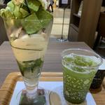 抹茶生チョコレートパフェと水出し宇治煎茶(nana’s green tea)