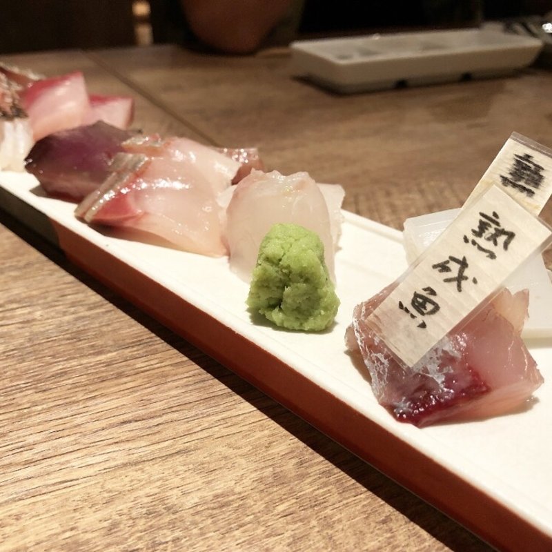 刺身盛り合わせ(鯛之鯛　烏丸店)