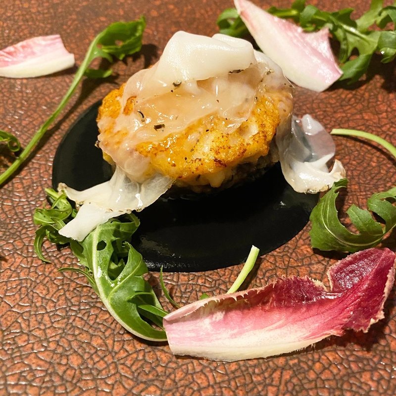 白イカと海老のピューレを詰めた椎茸のロースト(レストラン・ピウ)