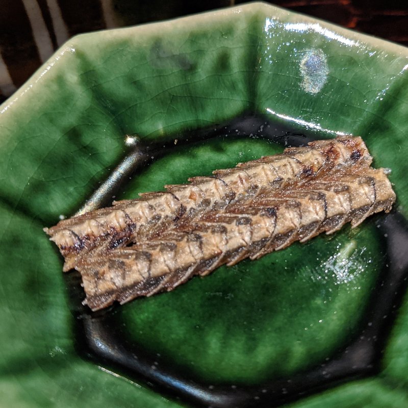 うなぎ骨せんべい(銀座　にょろ助)