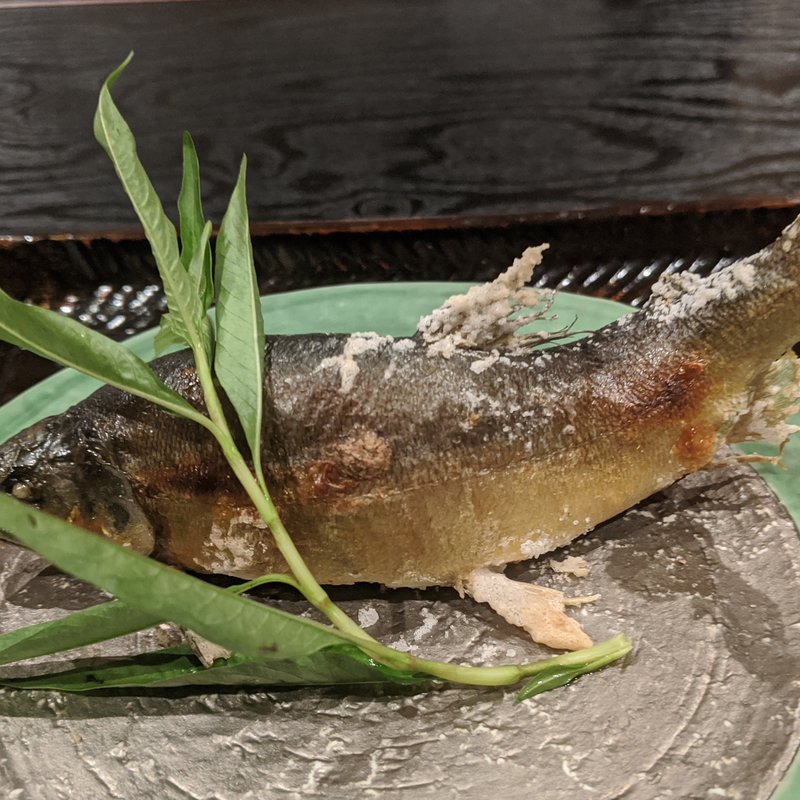 鮎塩焼き(銀座　にょろ助)