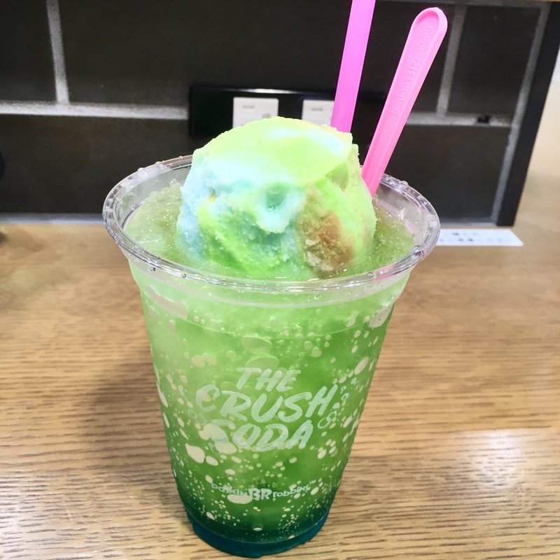 ザ・クラッシュソーダ　メロン＆ブルー(サーティワンアイスクリーム MARK IS 福岡ももち店)