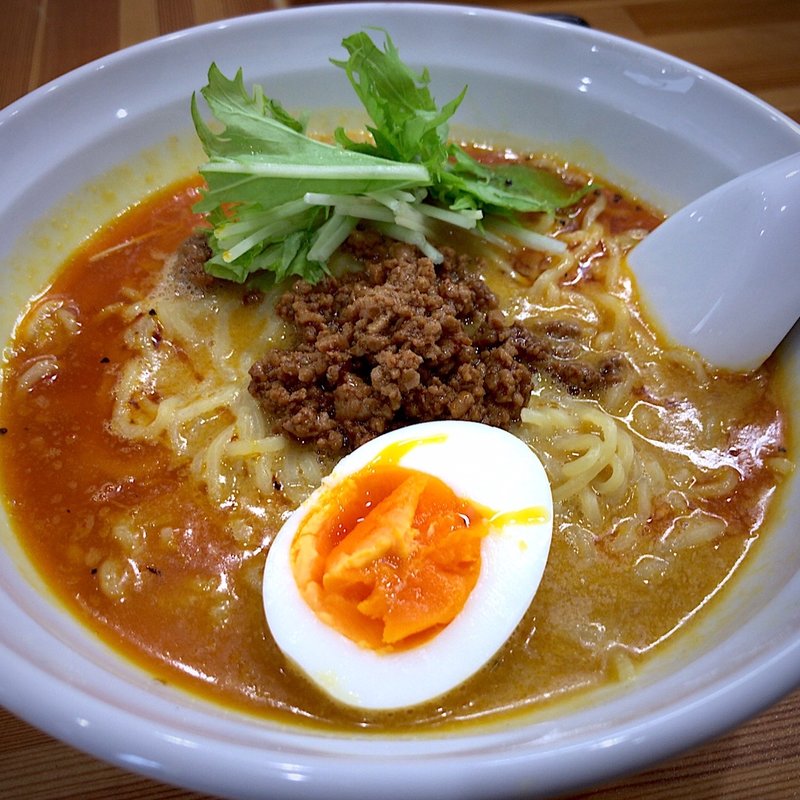 王道担々麺(かんかんとたんたん)