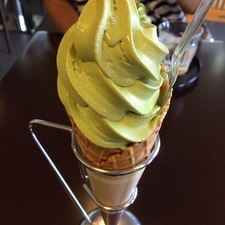 抹茶ソフトクリーム(静岡長峰製茶 横浜南支店)