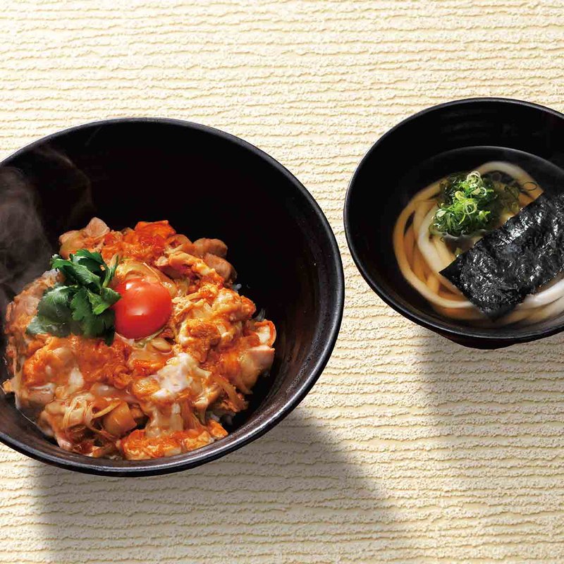 親子丼（うどん一汁付）(麺匠の心つくし つるとんたん 宗右衛門町店)