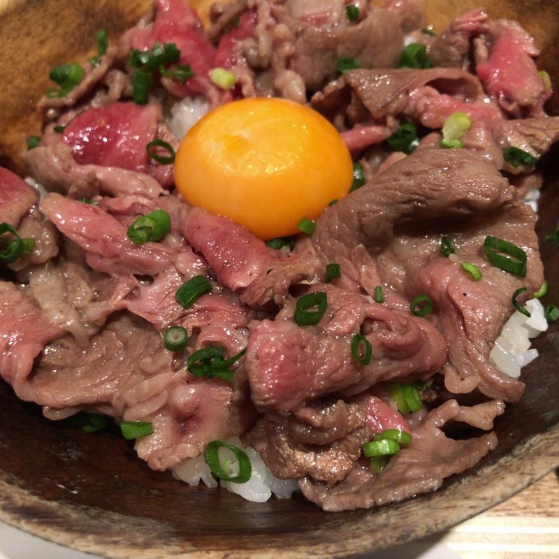 ローストビーフ丼(听屋 六本木 pound-ya ropponngi WAGYU&Nature Wine)