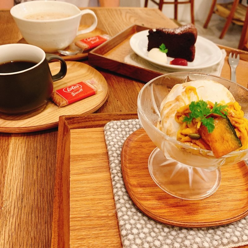 (こもれび食堂＋)