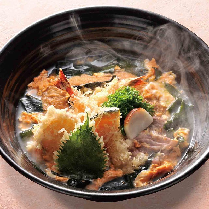 きつね、天扶良、肉、若布、玉子とじ つるとん三昧(麺匠の心つくし つるとんたん 宗右衛門町店)