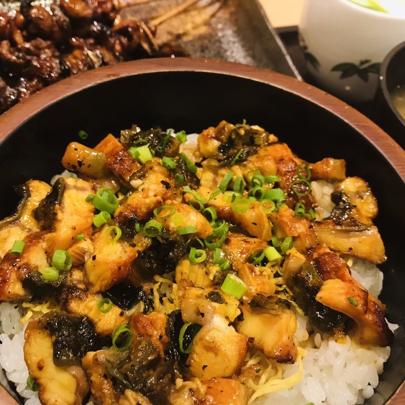 うなぎひつまぶし+きも焼き(和食レストランとんでん 宮の森店 )