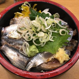 さんま・イワシ丼(すし台所家 渋谷本店 )