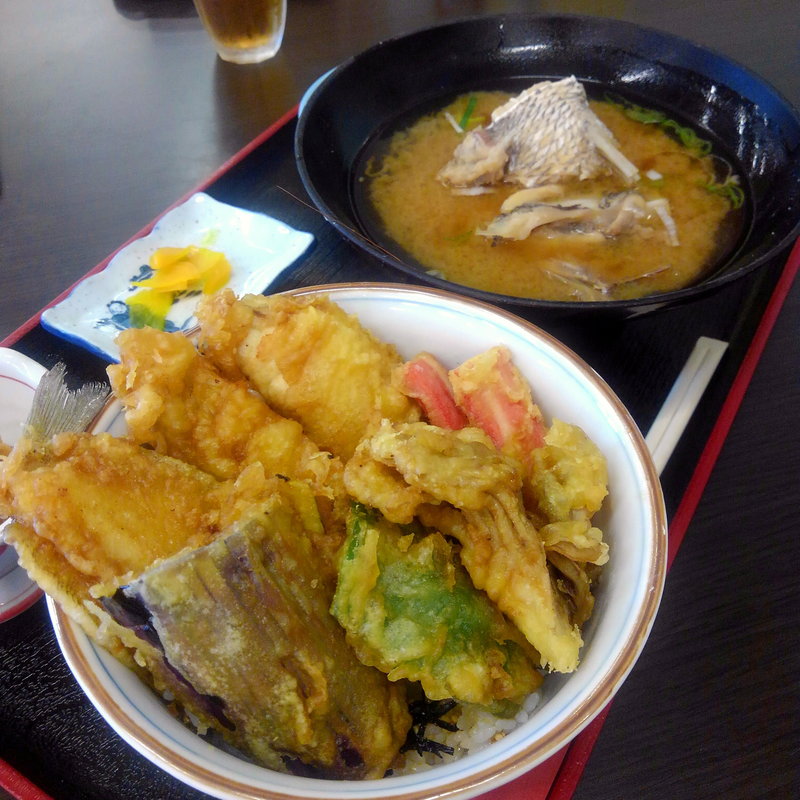 ふぐ天丼(カネマル水産)