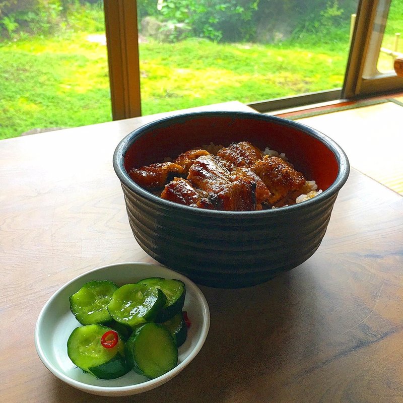うなぎ丼(4切)(魚信 )