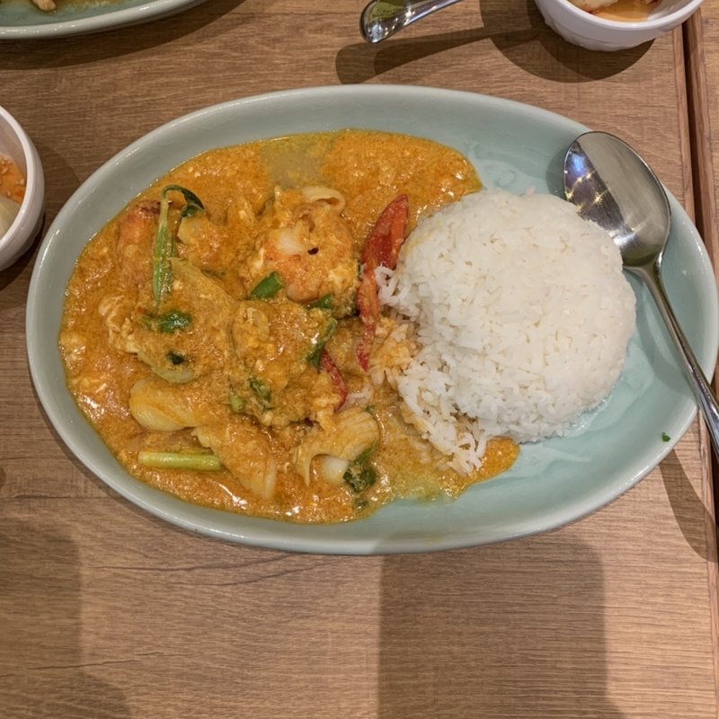 (タイフトリートフード　バイ　クルンサイアム)