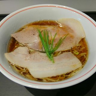 豚一頭清湯麺(豚一頭清湯麺J.B.GAIA)