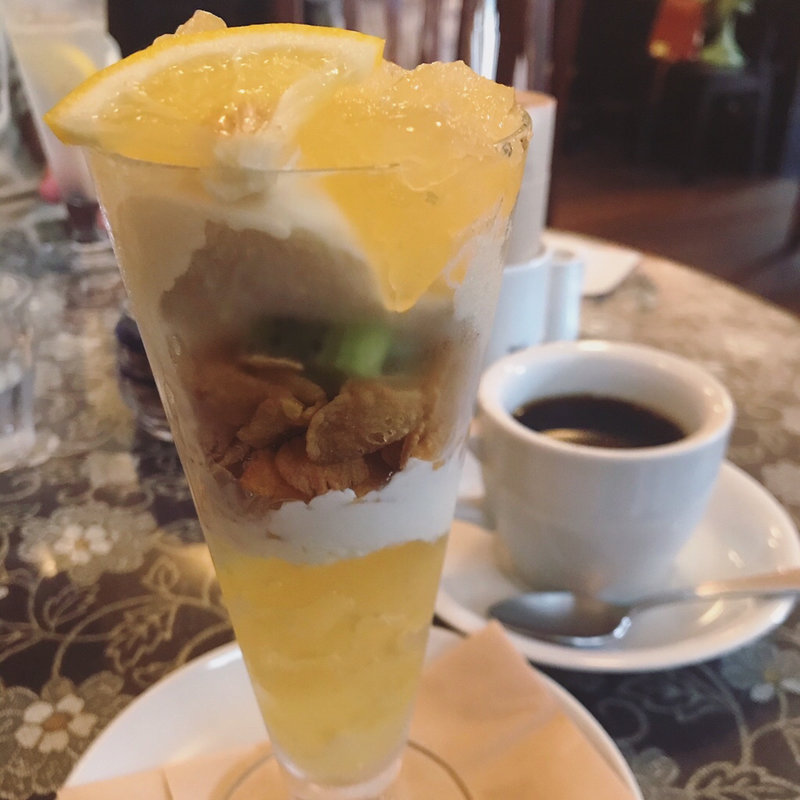 レモンパフェ(Cafe ミルクホール)
