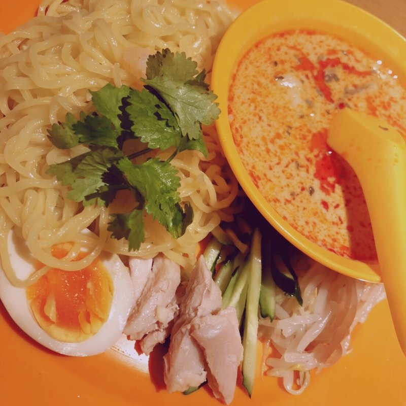 つけ麺式ラクサ(ちりばり )