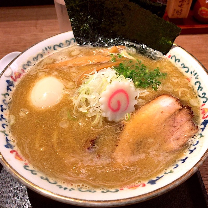 特製濃厚煮干しそば(中華そば 勝本)