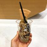 ほうじ茶くるみソフトクリーム(nana's green tea ダイバーシティ東京プラザ店)