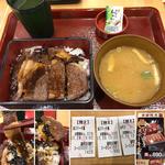 リブロースステーキ重　味噌汁(なか卯 中野南口店 )
